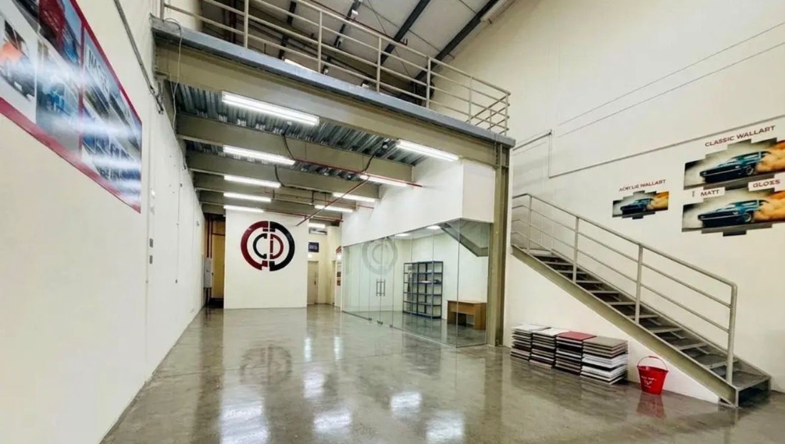 Mezzanine addition